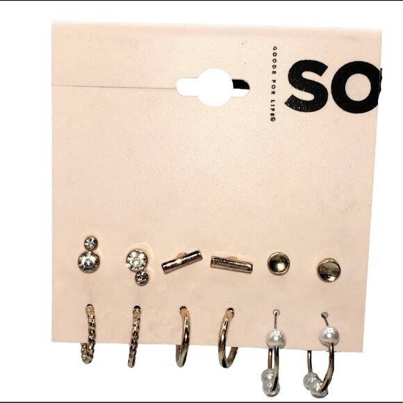 5/15  NWT 6 pairs of SO gold tone earrings - Picture 1 of 3